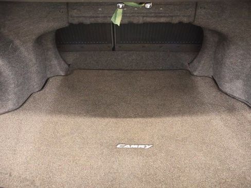 Used 2012 Toyota Camry SE FWD image 24