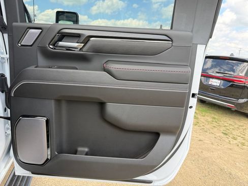 New 2026 GMC Sierra 2500 AT4X AWD/4WD image 39