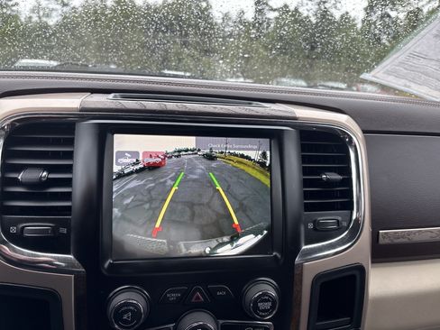 Used 2017 RAM 3500 Laramie Longhorn RWD image 23