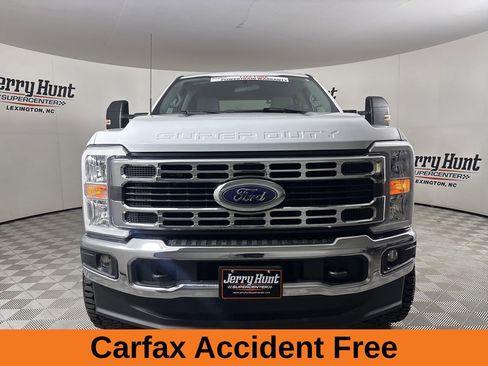 Used 2024 Ford F350 XLT w/ FX4 Off-Road Package AWD/4WD image 3