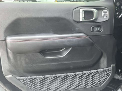 Certified 2023 Jeep Wrangler Unlimited Rubicon w/ Xtreme 35 Tire Package image 24