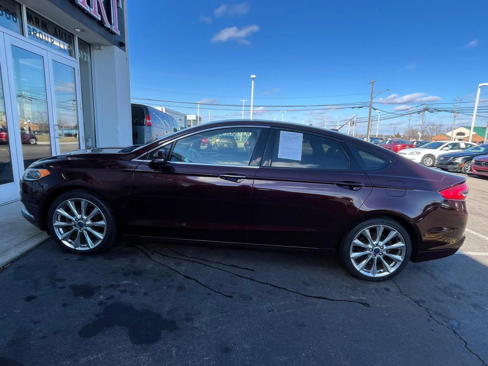 Used 2018 Ford Fusion SE w/ Fusion SE Technology Package FWD image 11