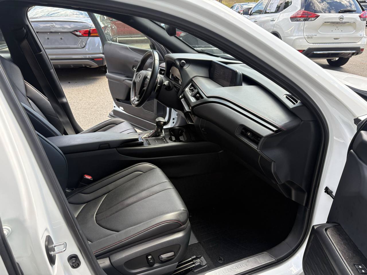 Used 2020 Lexus UX 200 F Sport FWD image 13