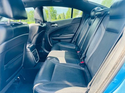Used 2015 Dodge Charger SXT w/ Plus Group RWD image 10