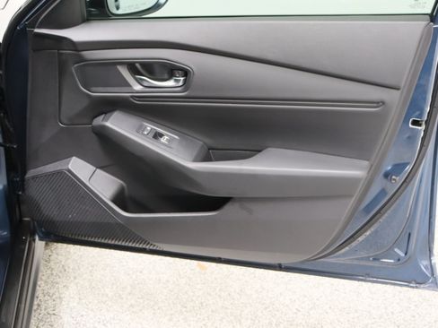 Used 2024 Honda Accord EX image 36