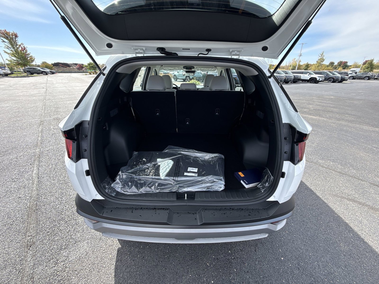 New 2026 Hyundai Tucson SE AWD/4WD image 23