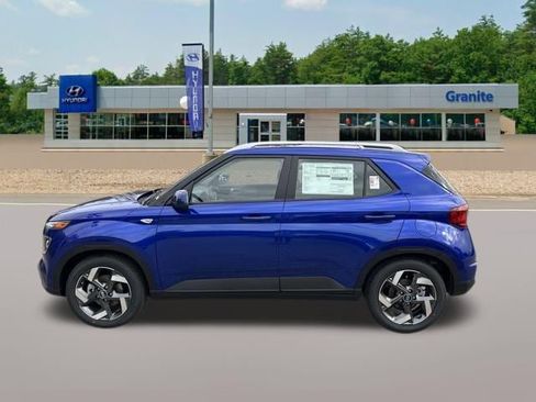 New 2026 Hyundai Venue SEL FWD image 6