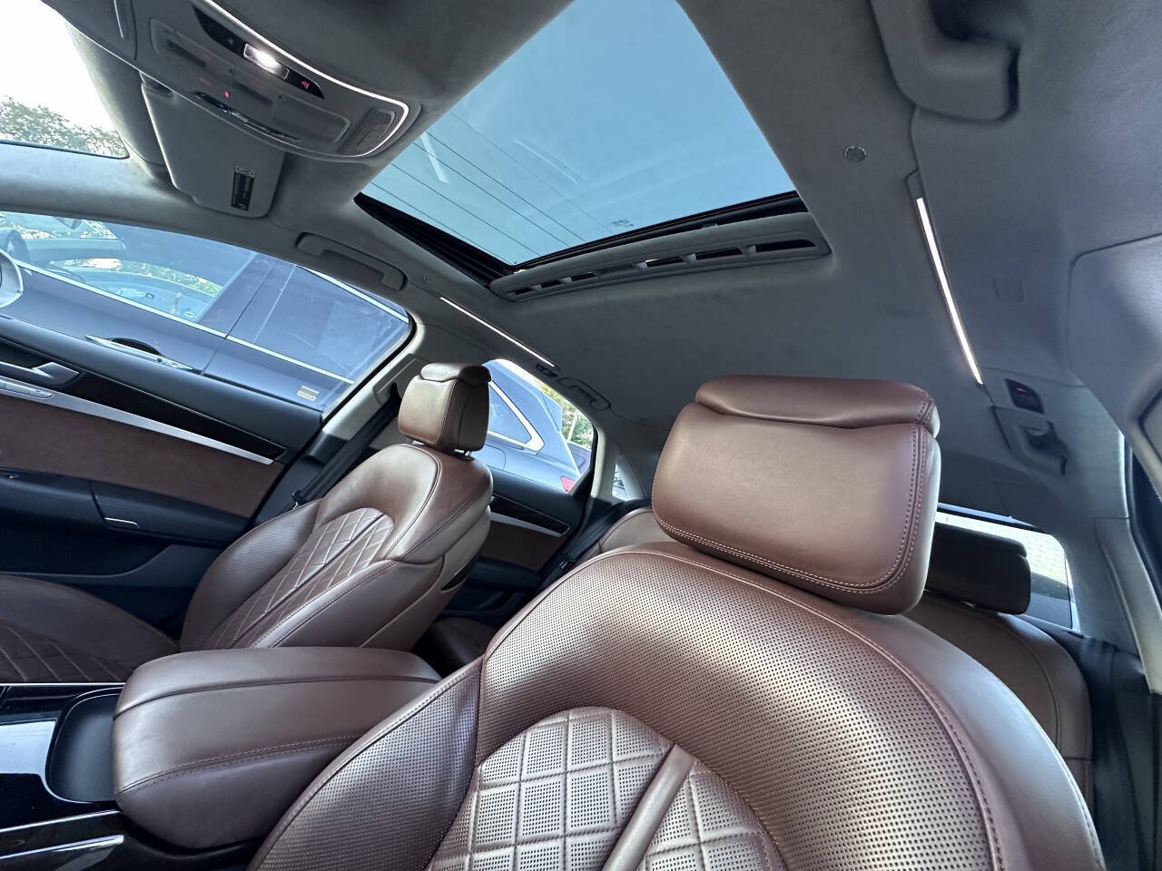 Used 2015 Audi A8 4.0T w/ Luxury Package AWD/4WD image 26