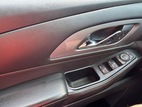 Used 2019 Chevrolet Traverse LS w/ LPO, Floor Liner Package FWD image 29