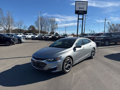 Used 2024 Chevrolet Malibu LT FWD image 1