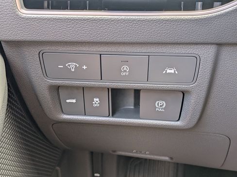 Used 2021 Hyundai Sonata SE w/ Preferred Accessory Package image 21