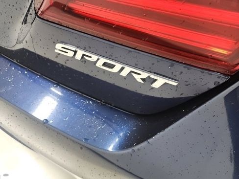 Used 2016 Honda Accord Sport image 8