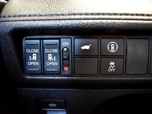 Used 2023 Honda Odyssey Sport image 24