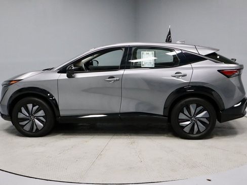 Certified 2023 Nissan Ariya AWD image 9