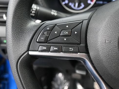 Used 2024 Nissan Sentra SV FWD image 37