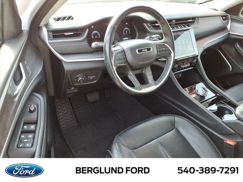Used 2021 Jeep Grand Cherokee L Limited image 16