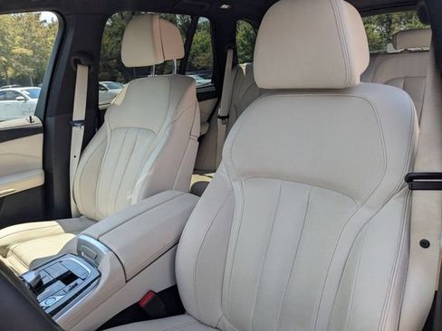 Used 2020 BMW X5 sDrive40i w/ Executive Package RWD image 29