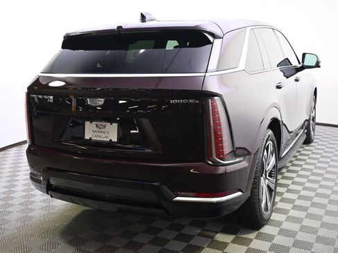New 2025 Cadillac Escalade IQ Luxury 2 AWD/4WD image 6