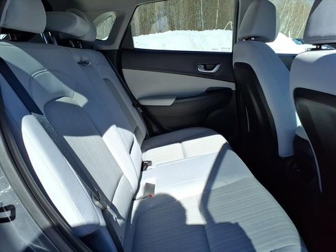 Used 2023 Hyundai Kona SEL w/ Convenience Package image 7