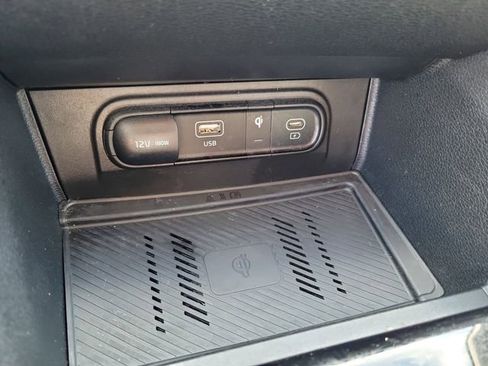 Used 2023 Kia Sportage EX image 24