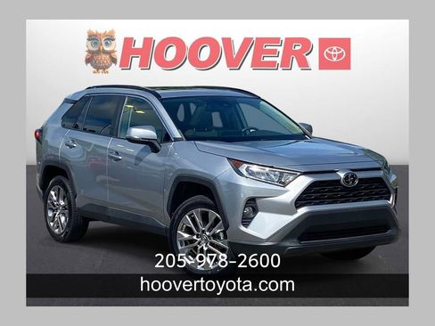 Used 2019 Toyota RAV4 XLE Premium FWD image 1