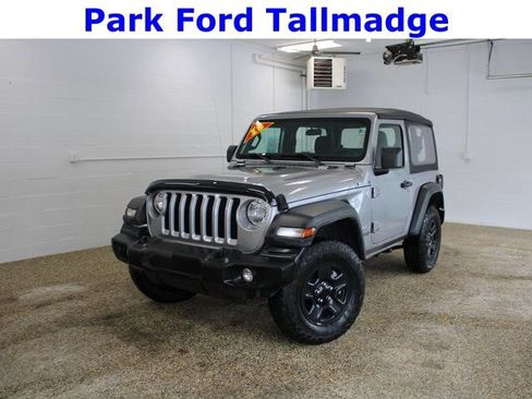 Used 2018 Jeep Wrangler Sport image 10