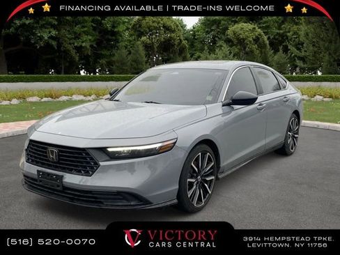 Used 2023 Honda Accord Sport image 1