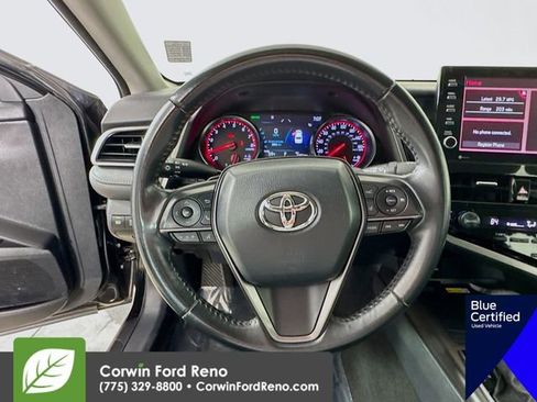Used 2022 Toyota Camry XSE image 15