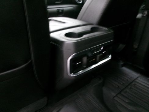Used 2019 GMC Sierra 1500 SLT w/ SLT Premium Package AWD/4WD image 30