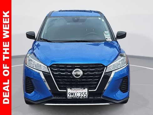 Used 2021 Nissan Kicks S image 8