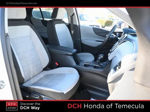 Used 2023 Chevrolet Equinox LT image 21