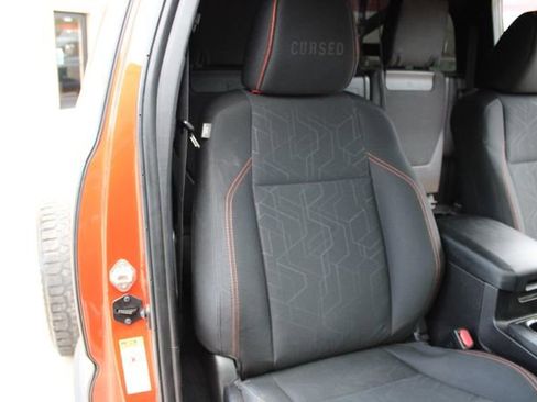 Used 2016 Toyota Tacoma TRD Off-Road w/ Premium & Technology Package AWD/4WD image 37