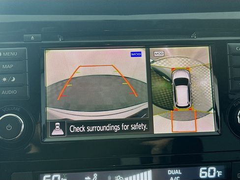 Used 2018 Nissan Rogue SV w/ Premium Package image 23