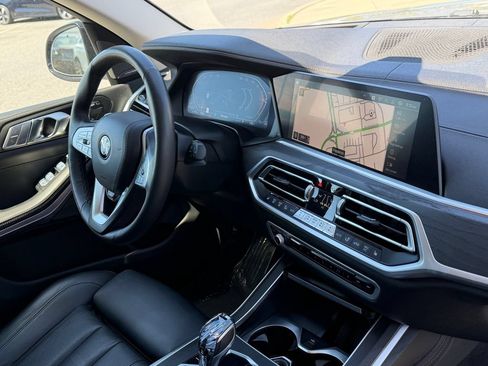 Used 2022 BMW X7 xDrive40i w/ Premium Package AWD/4WD image 13