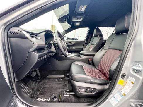 Used 2022 Toyota RAV4 XSE image 12