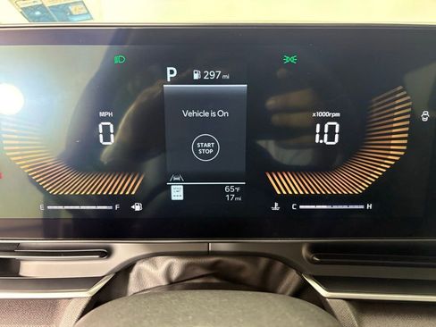 New 2026 Kia Carnival EX image 24