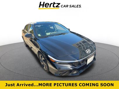 Used 2025 Hyundai Elantra Limited