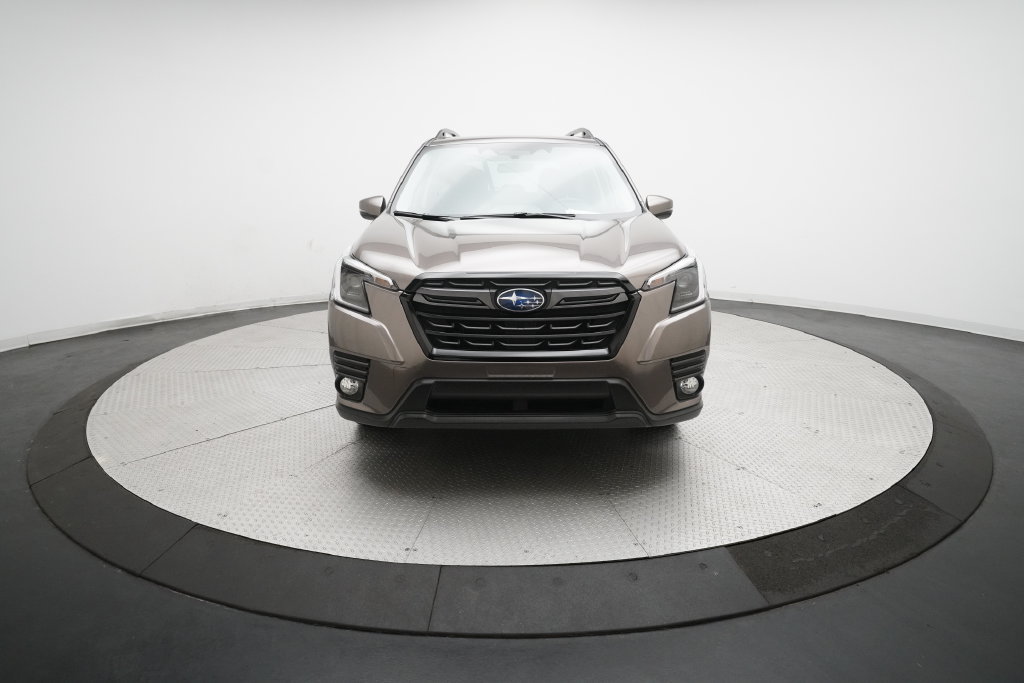 Used 2023 Subaru Forester Limited AWD/4WD image 11
