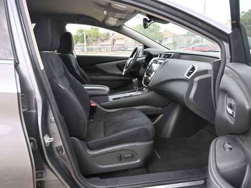 Used 2021 Nissan Murano SV image 26