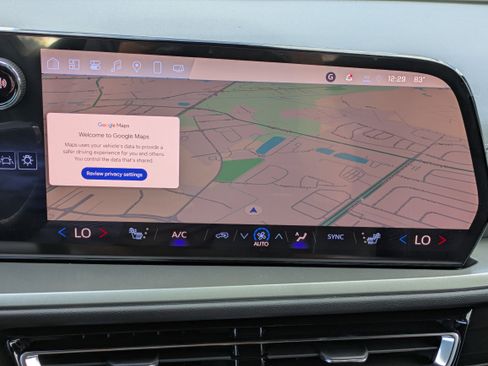 New 2025 Chevrolet Traverse LT image 15