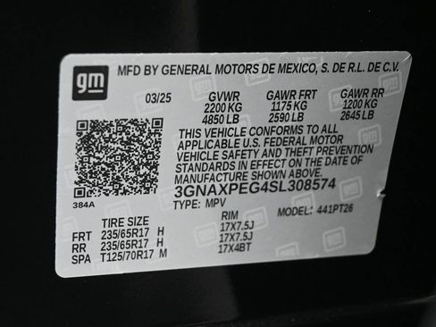 Used 2025 Chevrolet Equinox LT AWD/4WD image 14