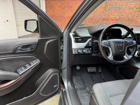 Used 2019 GMC Yukon SLE w/ SLE Value Package image 9