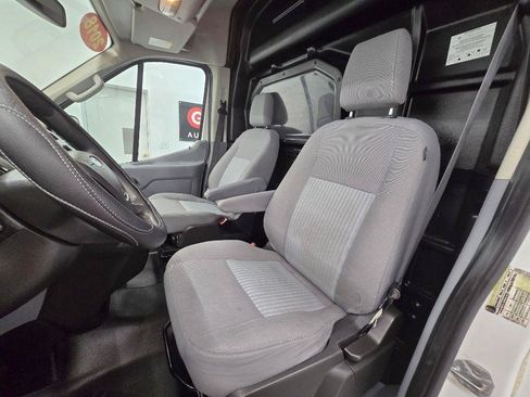 Used 2018 Ford Transit 150 148 Medium Roof RWD image 10
