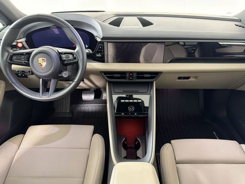 Used 2025 Porsche Macan 4 Electric image 20