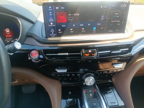 Used 2025 Acura MDX SH-AWD w/ Advance Package image 13