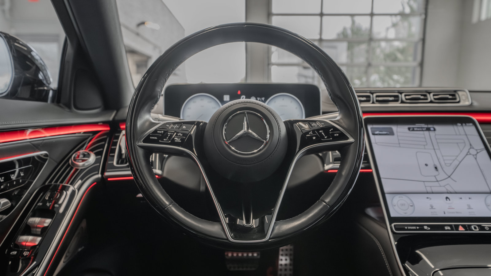 Used 2024 Mercedes-Benz S 580 4MATIC Sedan image 9