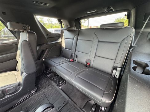 Used 2021 GMC Yukon SLT w/ SLT Premium Package AWD/4WD image 21