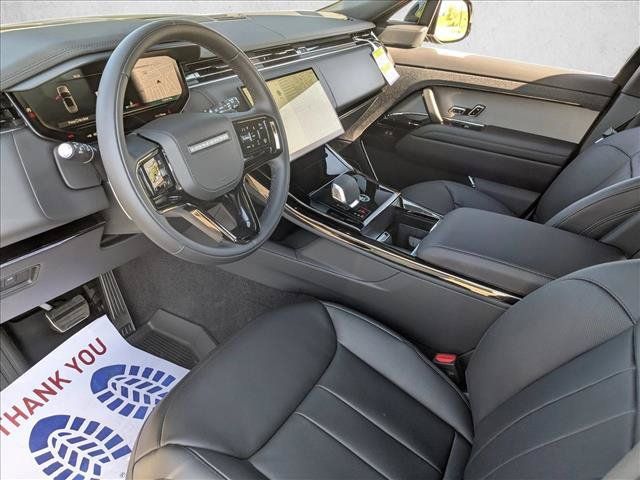 New 2026 Land Rover Range Rover Sport Dynamic SE AWD/4WD image 3