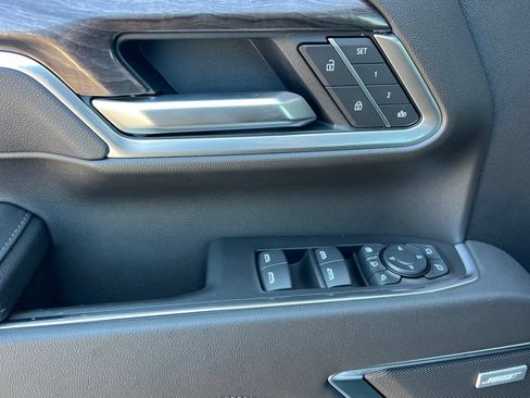 New 2026 Chevrolet Silverado 2500 LTZ w/ LTZ Premium Package AWD/4WD image 8