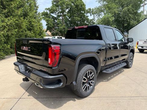 New 2026 GMC Sierra 1500 AT4 w/ AT4 Preferred Package AWD/4WD image 31